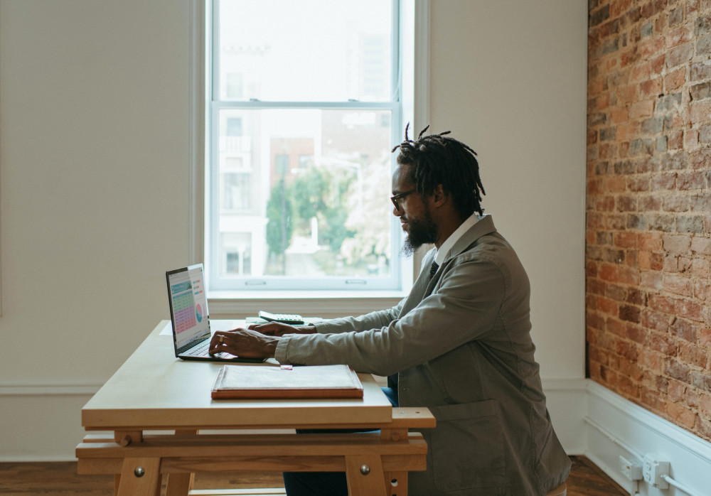 Remote Work for Sales Professionals in the EV Industry