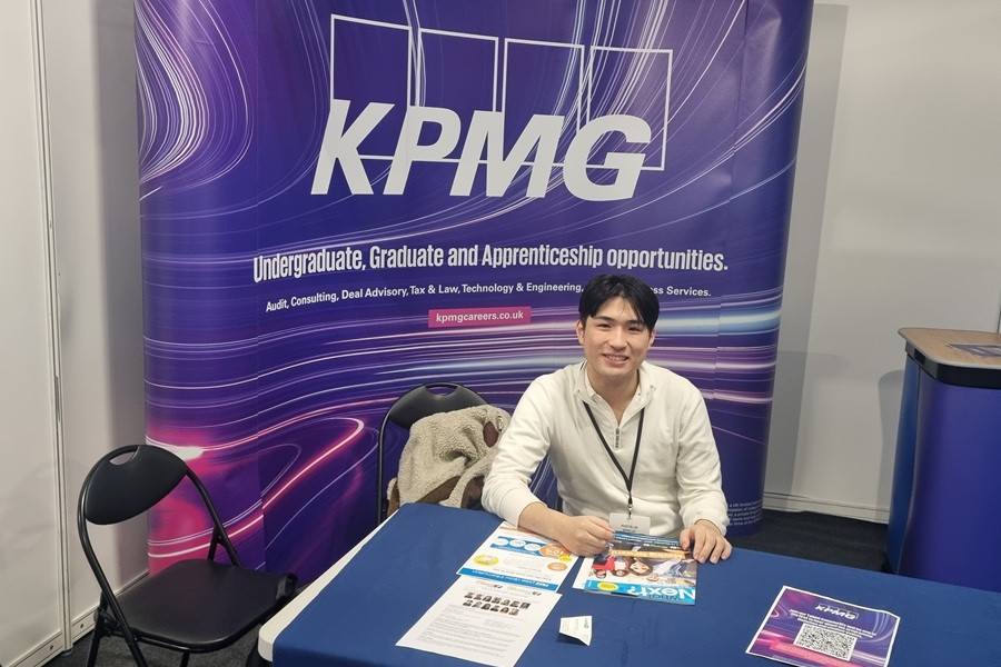 My journey to becoming an Award-Winning KPMG Apprentice – and what can you learn from it?