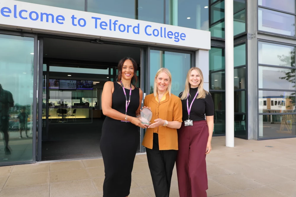 Telford College handed award to celebrate long-standing partnership with University of Wolverhampton