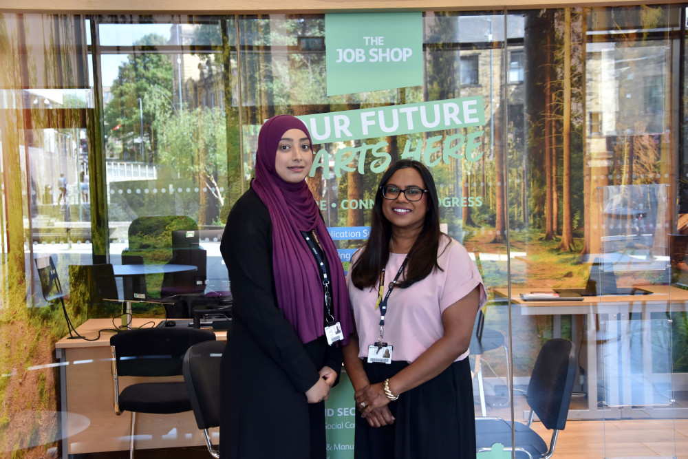 Bradford College Careers Adviser Wins National Education Award