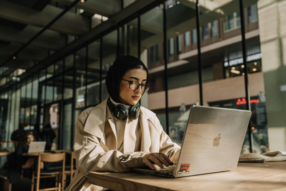 How AI is Changing the Workplace and What Employees Really Think About It