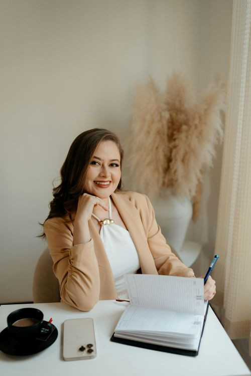 Staffing Solutions That Work: Full Service, Temporary, and Virtual Support