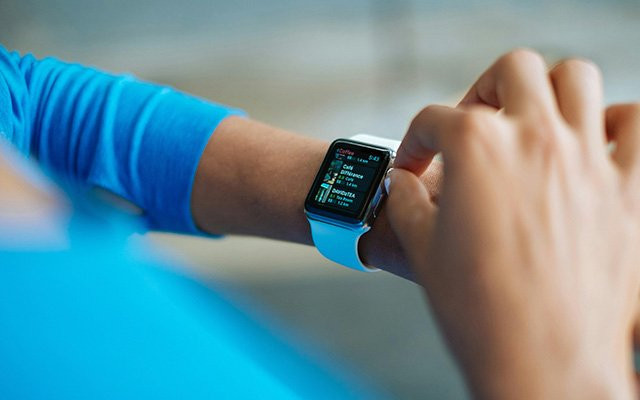 Wearables und ihre Auswirkungen auf medizinische Berufe