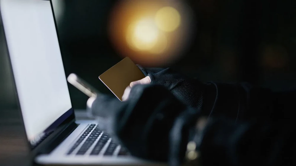 The rise of fake recruiters: Red flags HR should be aware of