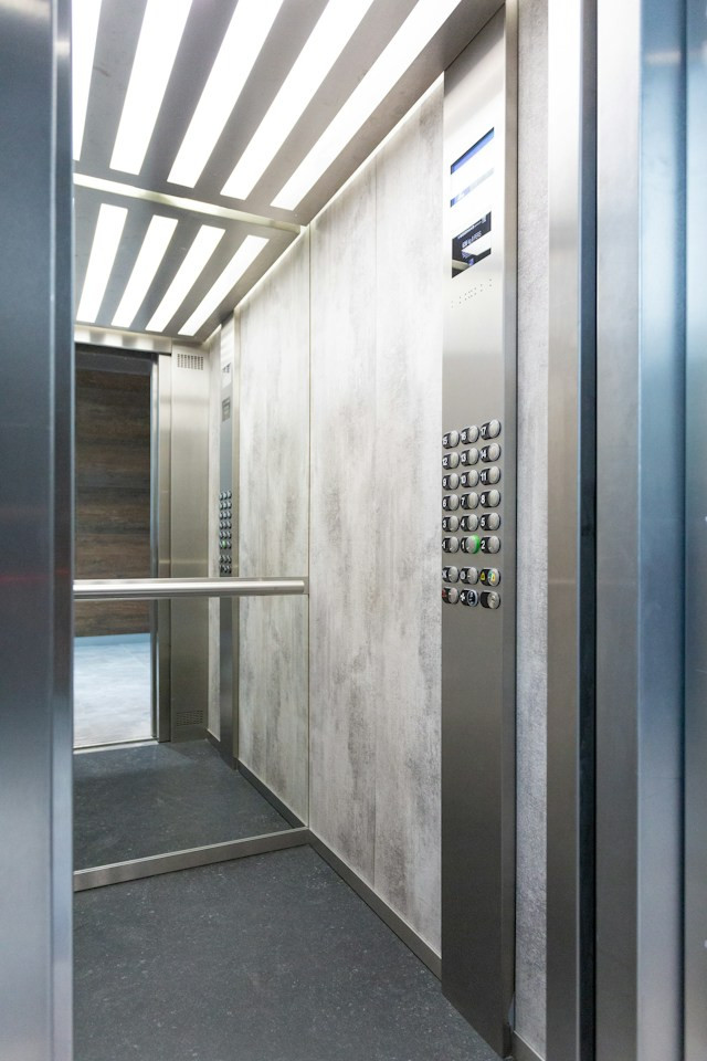How to Become an Elevator Technician in Maine