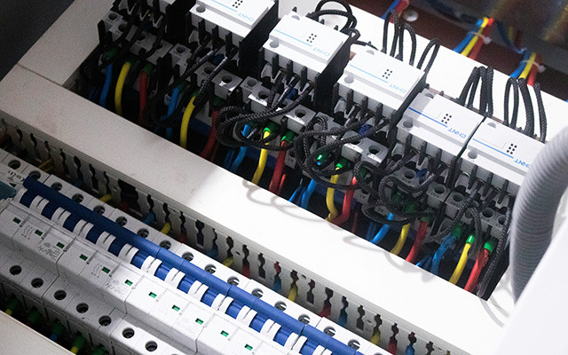 Zertifizierungen für Elektro-Planung in der Schweiz