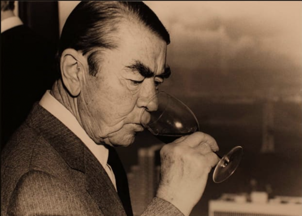 OpEd: The Question of Mentorship⏤Is This Something Every Burgeoning Wine Professional Needs?