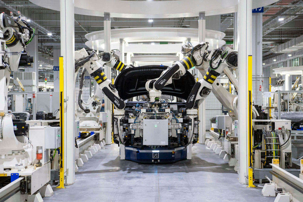 A Guide to Building the Best EV Manufacturing Team