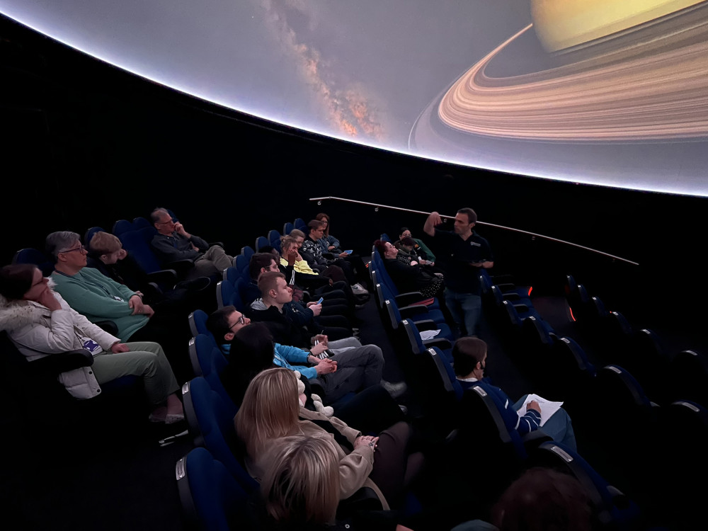 Bringing the stars within reach: students shape accessible planetarium experience