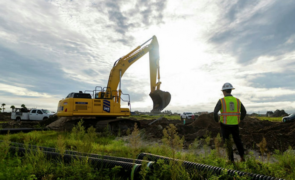 Komatsu's New PC365-11 Hybrid Excavator Boosts Power, Cuts Fuel Use