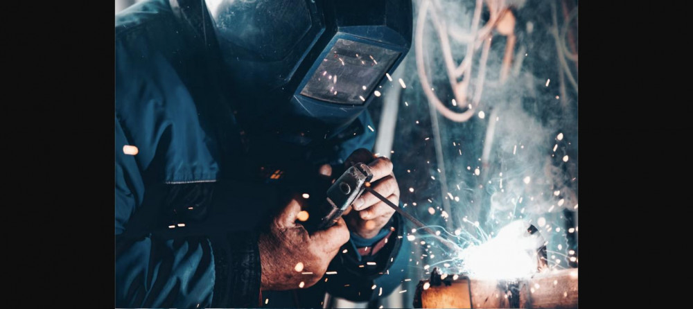 How to Get a Blue-Collar Job Through a Recruiter (2026 Guide)
