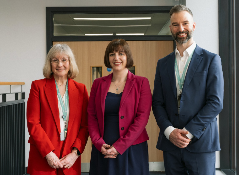 Nottingham College students meet UK Education Secretary to share next steps and career aspirations 