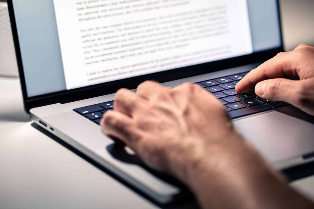 How to build a great payroll CV
