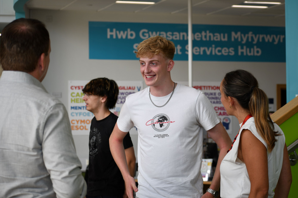 Tom builds foundations for bright future in civil engineering