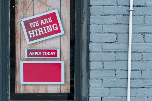 JobsInMaine vs ZipRecruiter: Which Is Better for Hiring in Maine? (2026)
