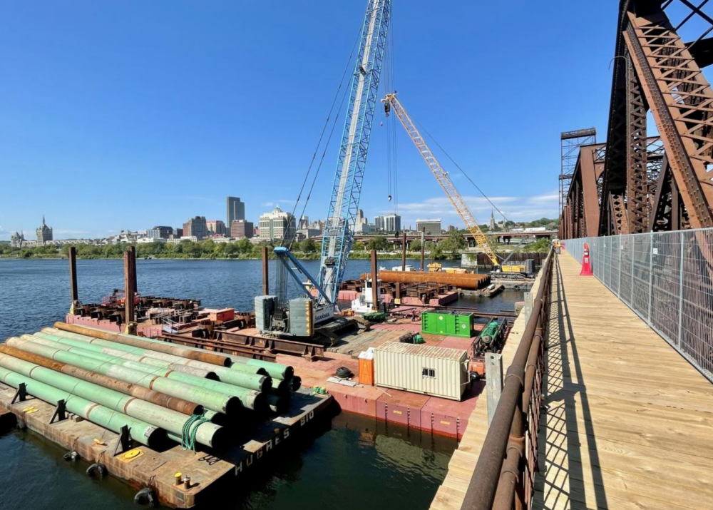 Skanska Builds Albany's Rail Bridge On Land