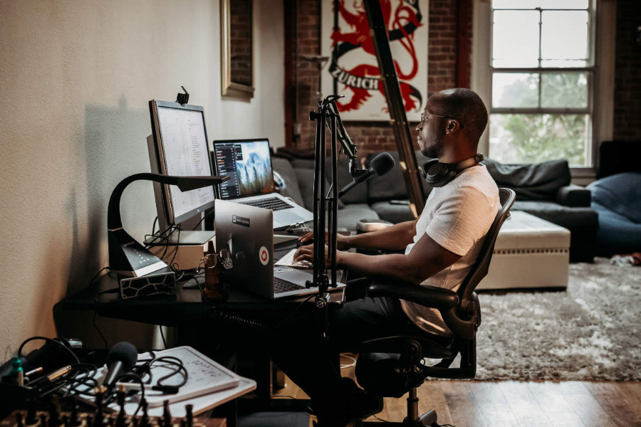 How to Become a Digital Creator
