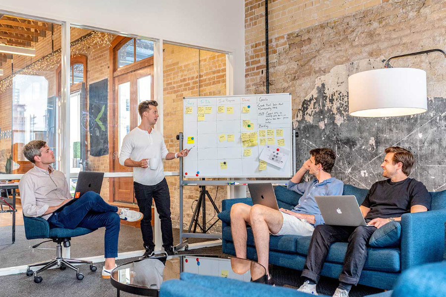 What Does a Digital Marketer Do?
