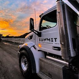 Summit Earthworks Inc.