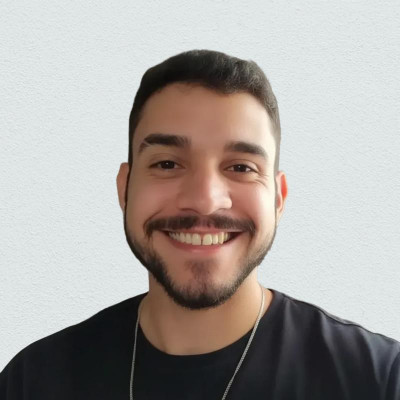 Vinicius F.