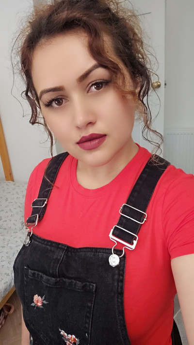 Nicoleta S.