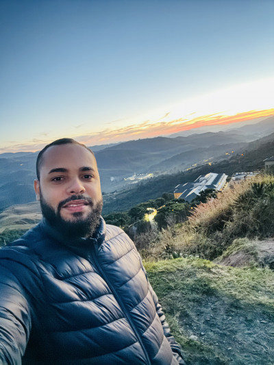 Vinicius A.