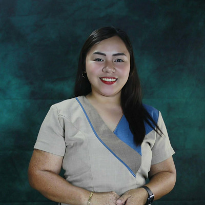 GISELLE SUMALINOG