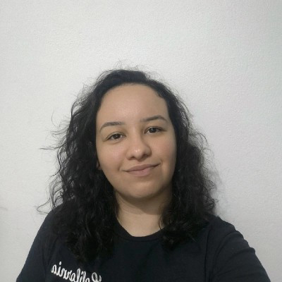 Nayane R.