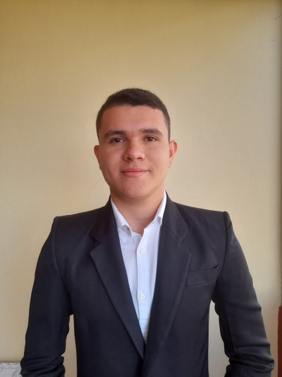 Wilenyer Josue Linares Campos