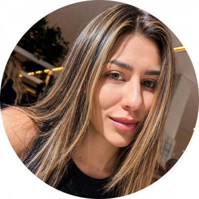 Fernanda V.
