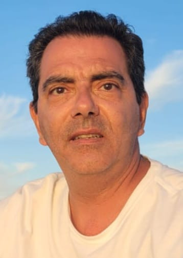 Fernando L.