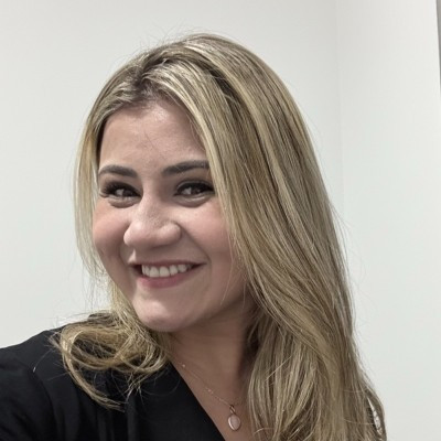 Juliana F.