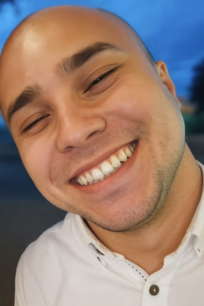 Alex B.