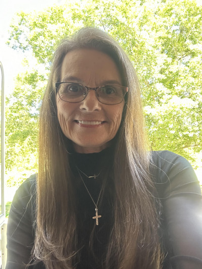 Deborah Hilton