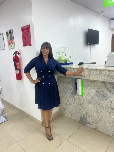 Olamide Adeparusi