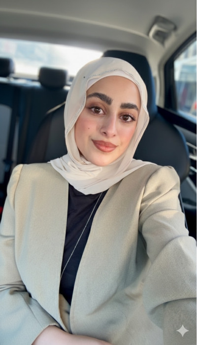 نبال العقايله