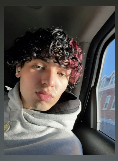 Nikolaos Juan velazquez