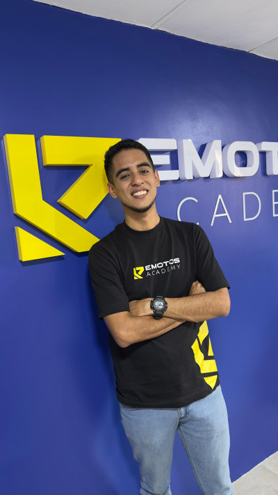 K. Mora