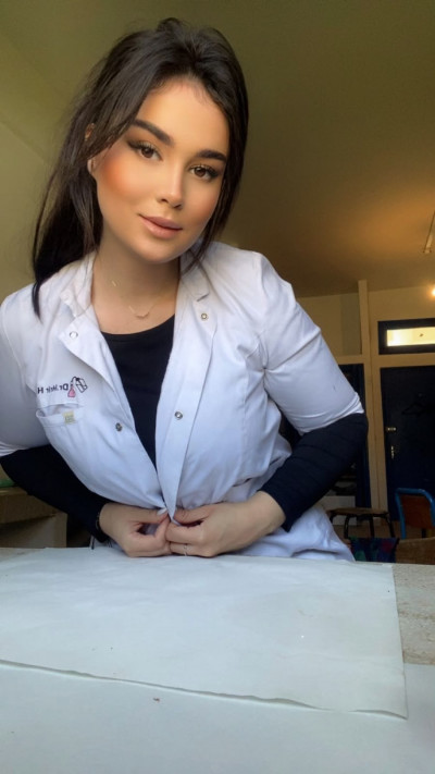 hala hrir
