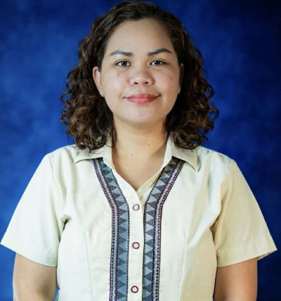 DAISYRIE CASTRO