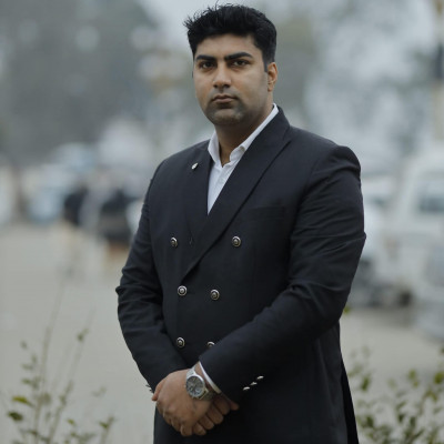 Malik Mursleen sarwer