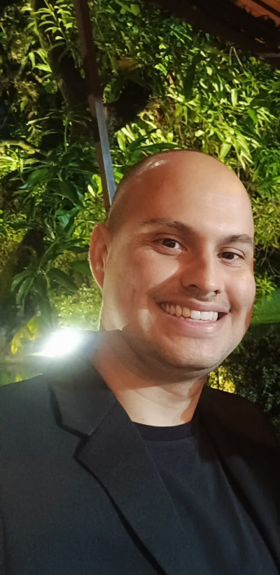 Alex B.