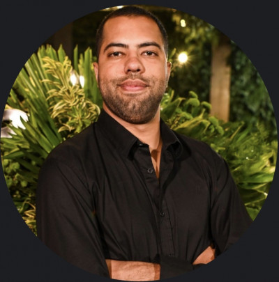 Marcos T.