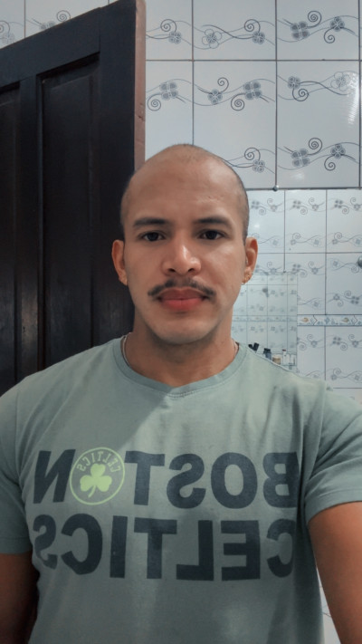 Tiago B.