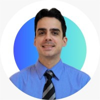 GUSTAVO M.